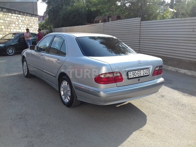 Mercedes E 240 1999, 230,000 km - 2.4 л - Gəncə