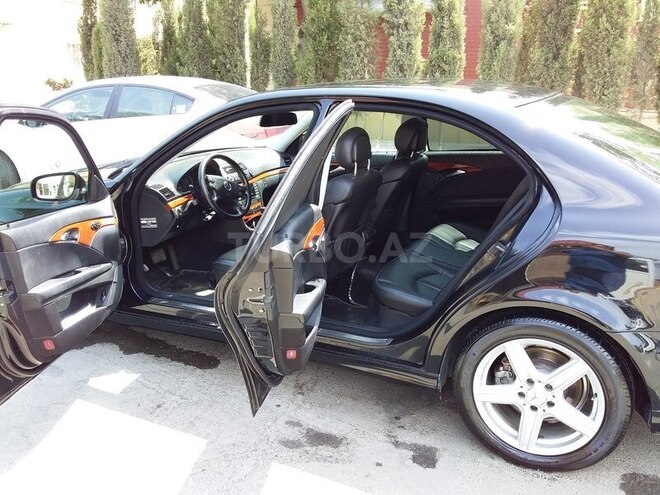 Mercedes E 280 2006, 247,123 km - 3.0 l - Bakı