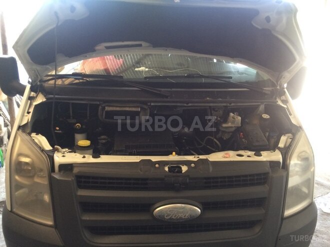 Ford Transit 2010, 633,000 km - 2.2 l - Sabirabad