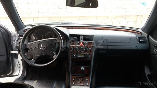 Mercedes C 230 2000, 250,647 km - 2.3 l - Bakı