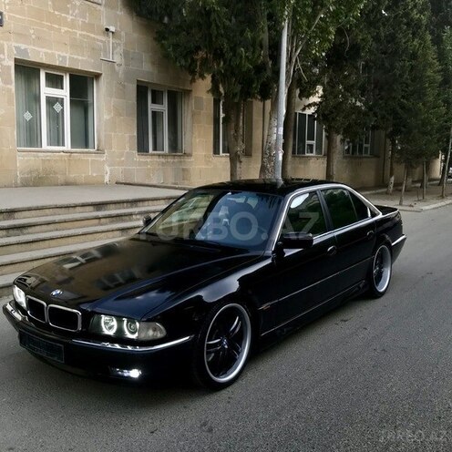 BMW 740 1996, 300,000 km - 4.4 л - Bakı