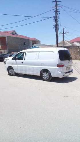 Hyundai H-1 2005, 205,640 km - 2.5 l - İsmayıllı