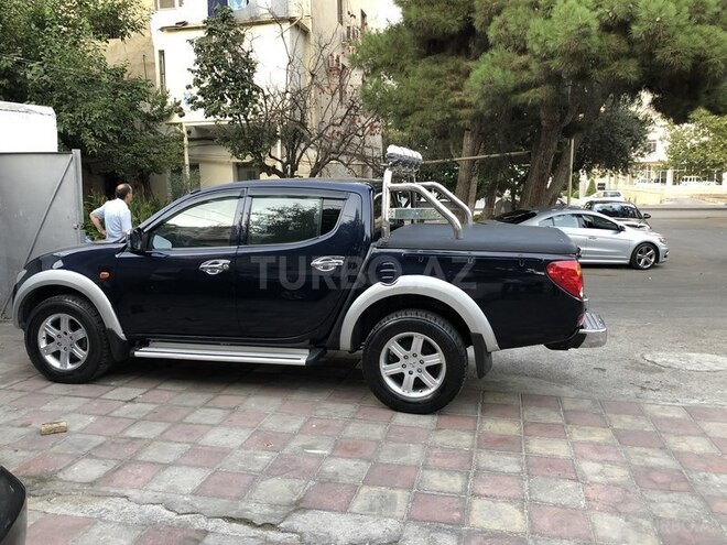 Mitsubishi L200 2008, 137,000 km - 2.5 l - Bakı