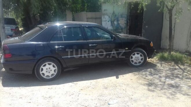 Mercedes C 280 1994, 369,500 km - 2.8 л - Bərdə