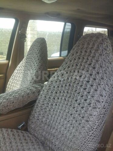 Ford Explorer 1995, 200,000 km - 3.1 l - Astara