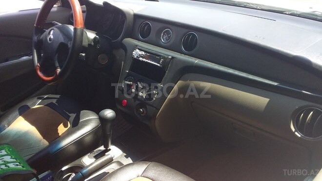 Mitsubishi Outlander 2003, 204,200 km - 2.0 л - Xırdalan