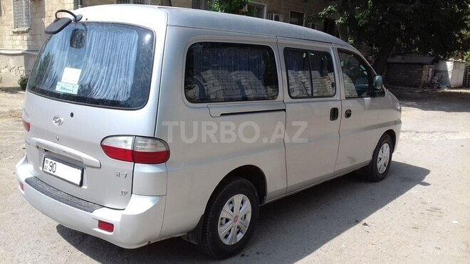Hyundai H-1 2004, 235,641 km - 2.4 l - Sumqayıt