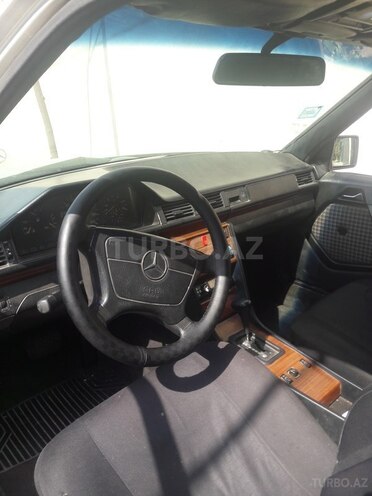 Mercedes E 250 1993, 500,000 km - 0.3 l - Bakı