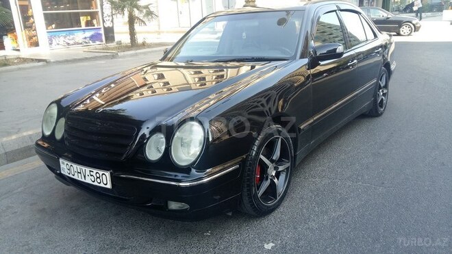 Mercedes E 280 2001, 323,200 km - 2.8 л - Bakı
