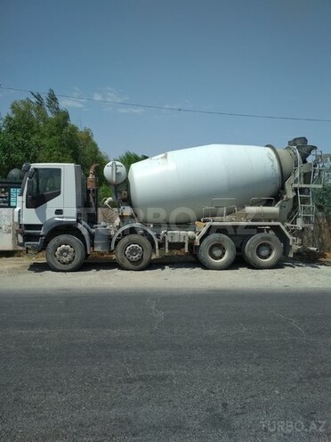 Iveco Trakker 2007, 333,000 km - 13.0 l - Sumqayıt