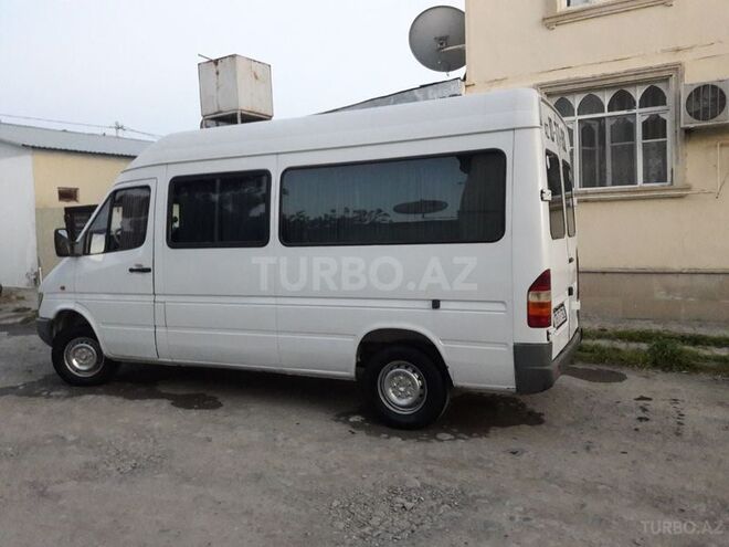 Mercedes 208 D 1997, 250,000 km - 2.5 l - Zərdab