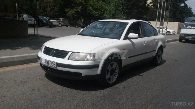 Volkswagen Passat 1999, 213,000 km - 1.8 л - Bakı