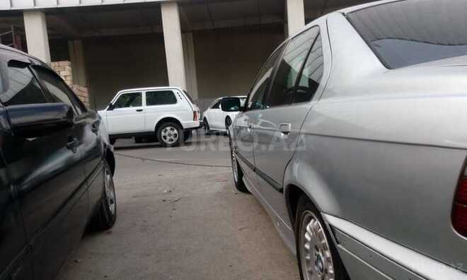 BMW 318 1996, 277,600 km - 1.8 л - Bakı