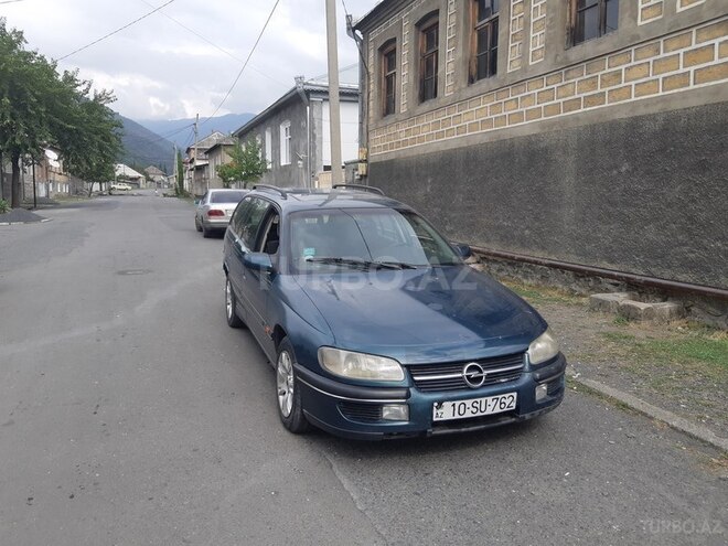 Opel Omega 1995, 25,000 km - 0.2 l - Zaqatala