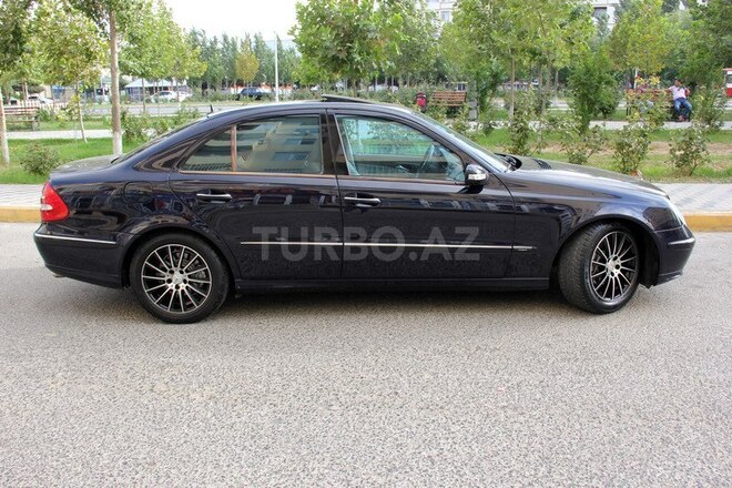 Mercedes E 240 2002, 210,000 km - 2.6 л - Bakı