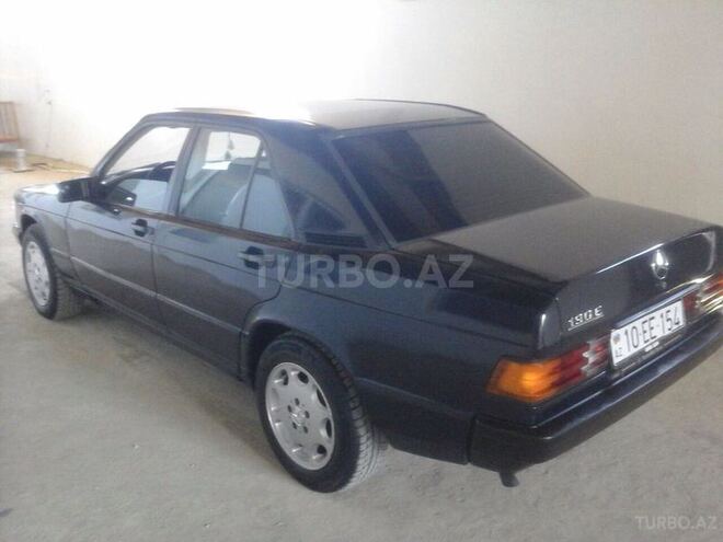 Mercedes 190 1987, 253,361 km - 2.3 l - Bakı