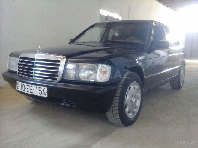 Mercedes 190 1987, 253,361 km - 2.3 l - Bakı