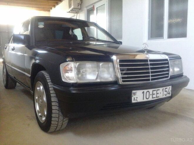 Mercedes 190 1987, 253,361 km - 2.3 l - Bakı