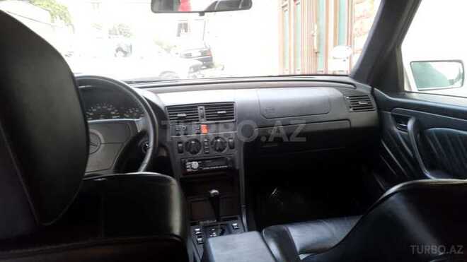 Mercedes C 220 1994, 310,000 km - 2.2 l - Bakı