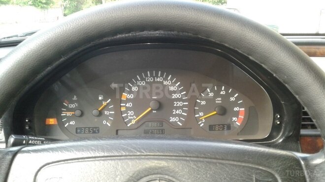 Mercedes C 240 1998, 278,000 km - 2.4 l - Ucar