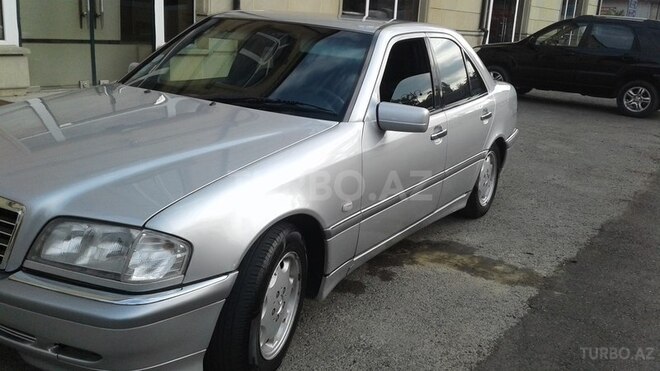 Mercedes C 240 1998, 278,000 km - 2.4 l - Ucar