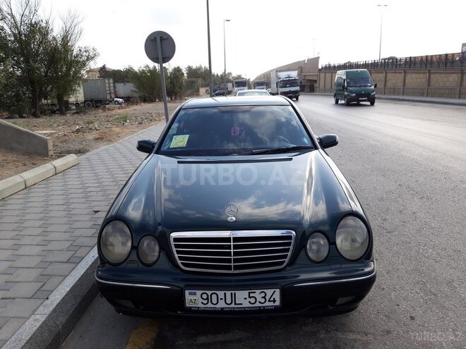 Mercedes E 270 2001, 368,700 km - 2.7 л - Bakı
