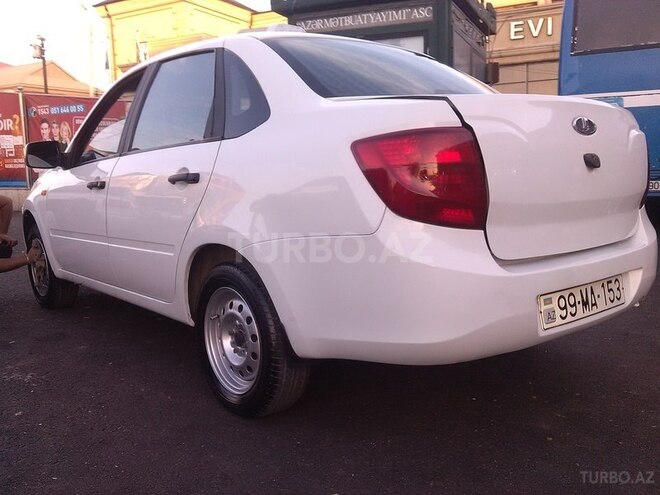LADA (VAZ) Granta 2013, 200,000 km - 1.6 l - Bakı