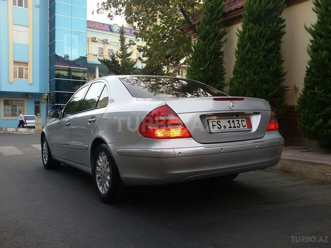 Mercedes E 240 2004, 134,344 km - 2.4 l - Bakı