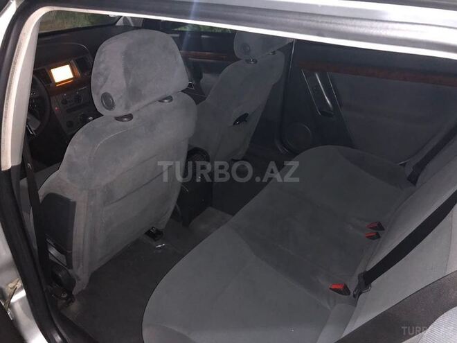 Opel Vectra 2005, 198,000 km - 2.2 l - Bakı