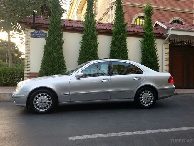 Mercedes E 240 2004, 134,344 km - 2.4 l - Bakı
