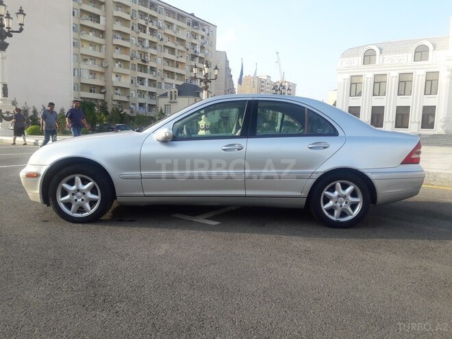 Mercedes C 240 2002, 160,000 km - 2.6 л - Bakı