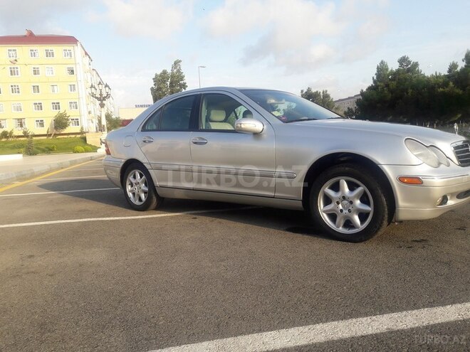 Mercedes C 240 2002, 160,000 km - 2.6 л - Bakı
