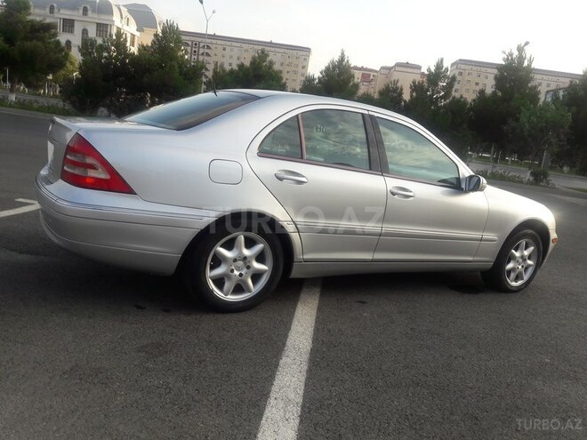 Mercedes C 240 2002, 160,000 km - 2.6 л - Bakı