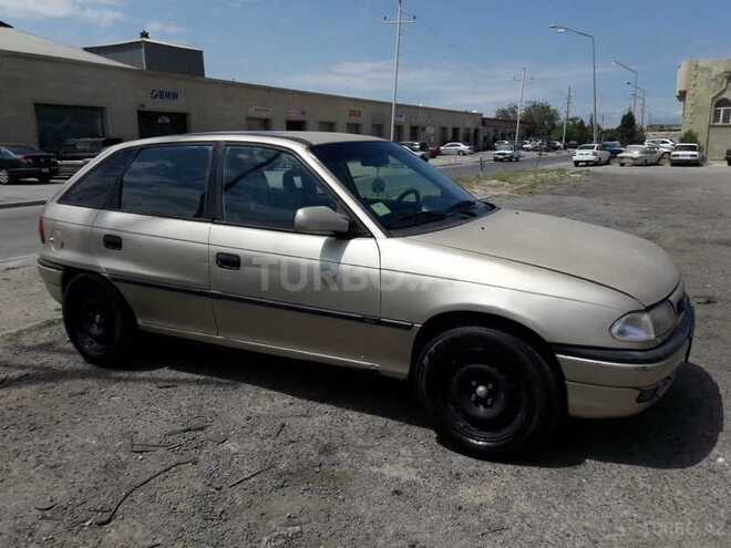 Opel Astra 1997, 250,460 km - 1.6 л - Sumqayıt