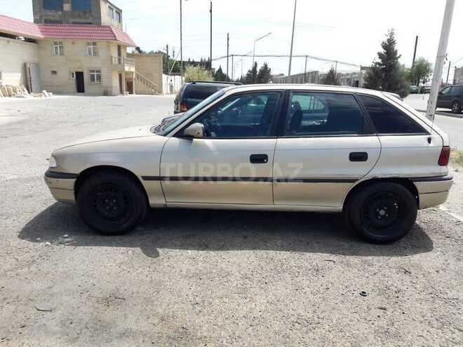 Opel Astra 1997, 250,460 km - 1.6 л - Sumqayıt