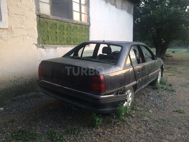 Opel Omega 1993, 250,000 km - 2.3 l - Bakı