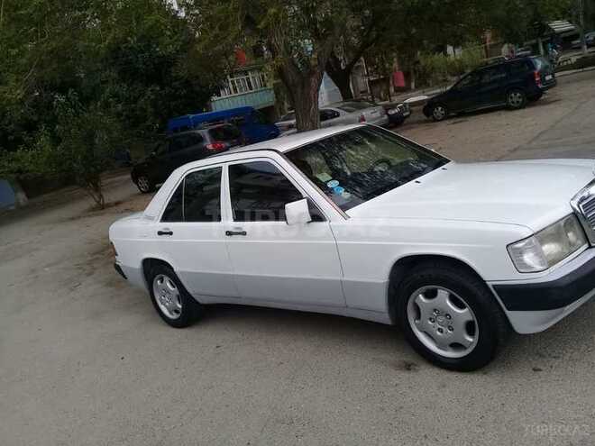 Mercedes 190 1992, 318,456 km - 2.0 l - Sumqayıt