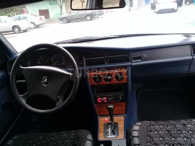 Mercedes 190 1992, 318,456 km - 2.0 l - Sumqayıt
