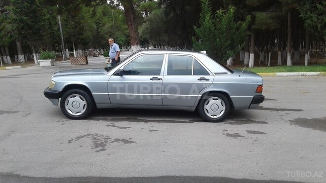 Mercedes 190 1990, 324,586 km - 2.0 l - Bakı