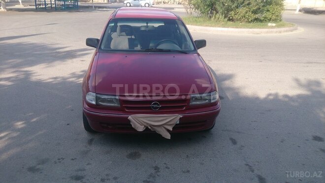 Opel Astra 1993, 285,642 km - 1.6 l - Bakı