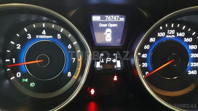 Hyundai Elantra 2011, 76,000 km - 1.8 l - Bakı