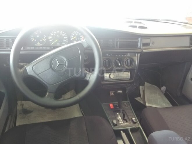 Mercedes 190 1991, 325,000 km - 2.3 л - Sumqayıt