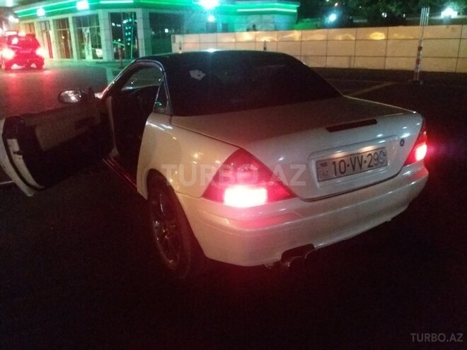 Mercedes  1997, 3,689,626 km - 2.3 l - Bakı