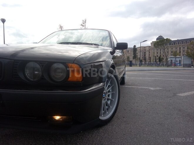 BMW 525 1993, 187,000 km - 2.5 l - Bakı