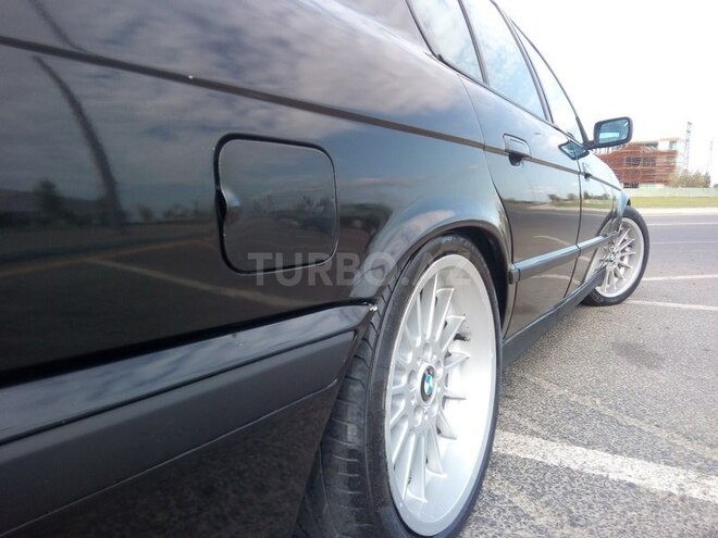 BMW 525 1993, 187,000 km - 2.5 l - Bakı