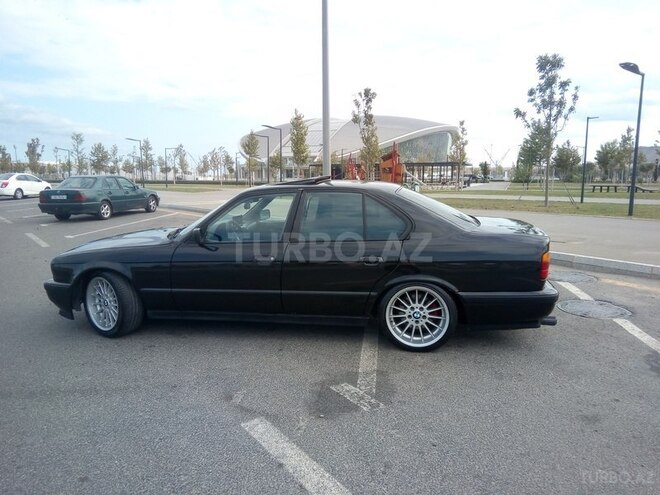 BMW 525 1993, 187,000 km - 2.5 l - Bakı