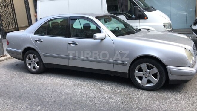 Mercedes E 220 1998, 500,000 km - 0.3 l - Bakı