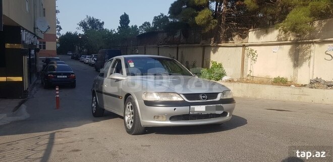Opel Vectra 1996, 410,000 km - 1.8 л - Sumqayıt