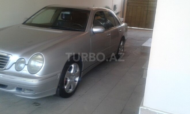 Mercedes E 240 2001, 195,000 km - 2.6 l - Mingəçevir