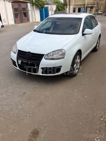 Volkswagen Jetta 2010, 124,000 km - 1.6 l - Bakı